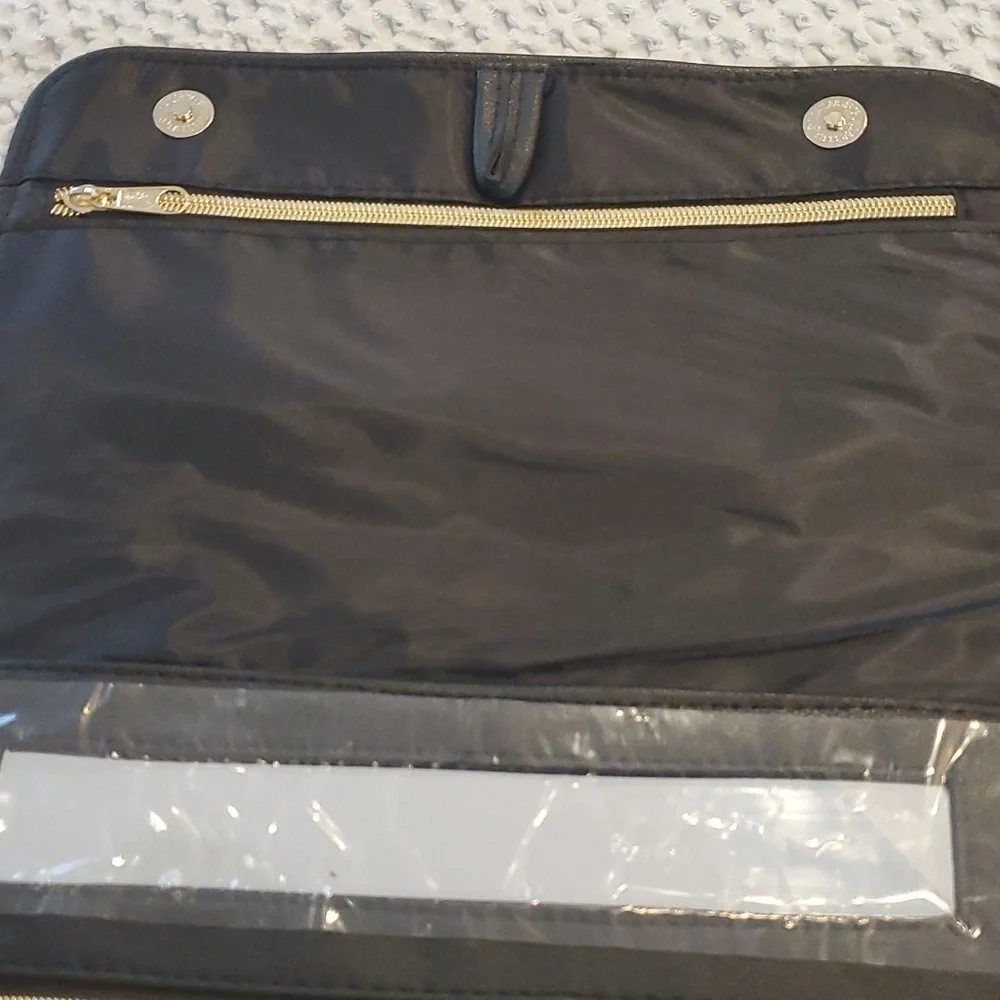 New Marilyn hanging makeup bag with storage